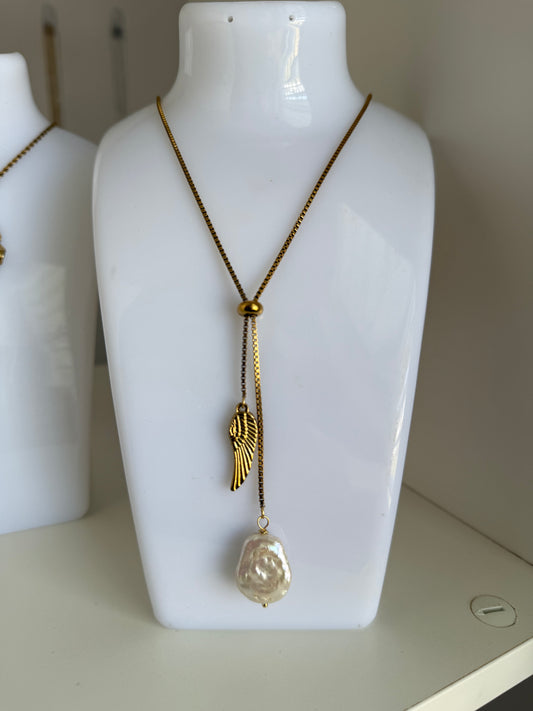 Pearl Lariat