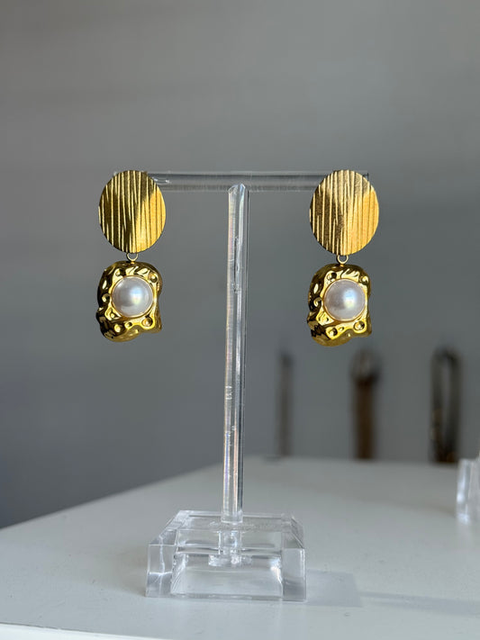 Nivara Earrings